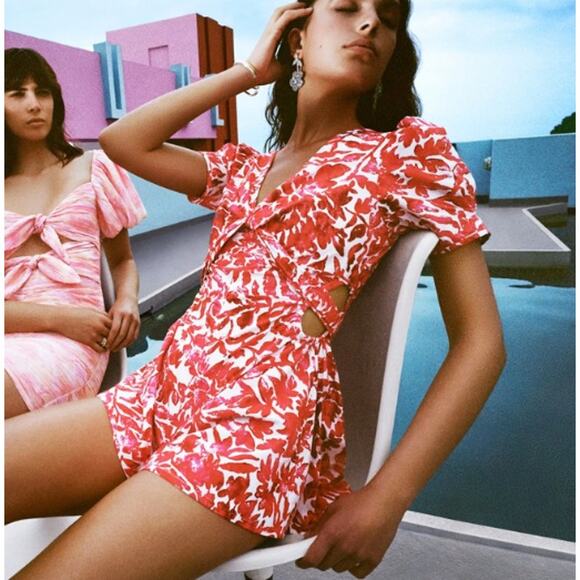 MOOD x MIURA Cotton Poplin Floral Puff Sleeve Cutout Romper Red Sz S {YY40} - Picture 1 of 5